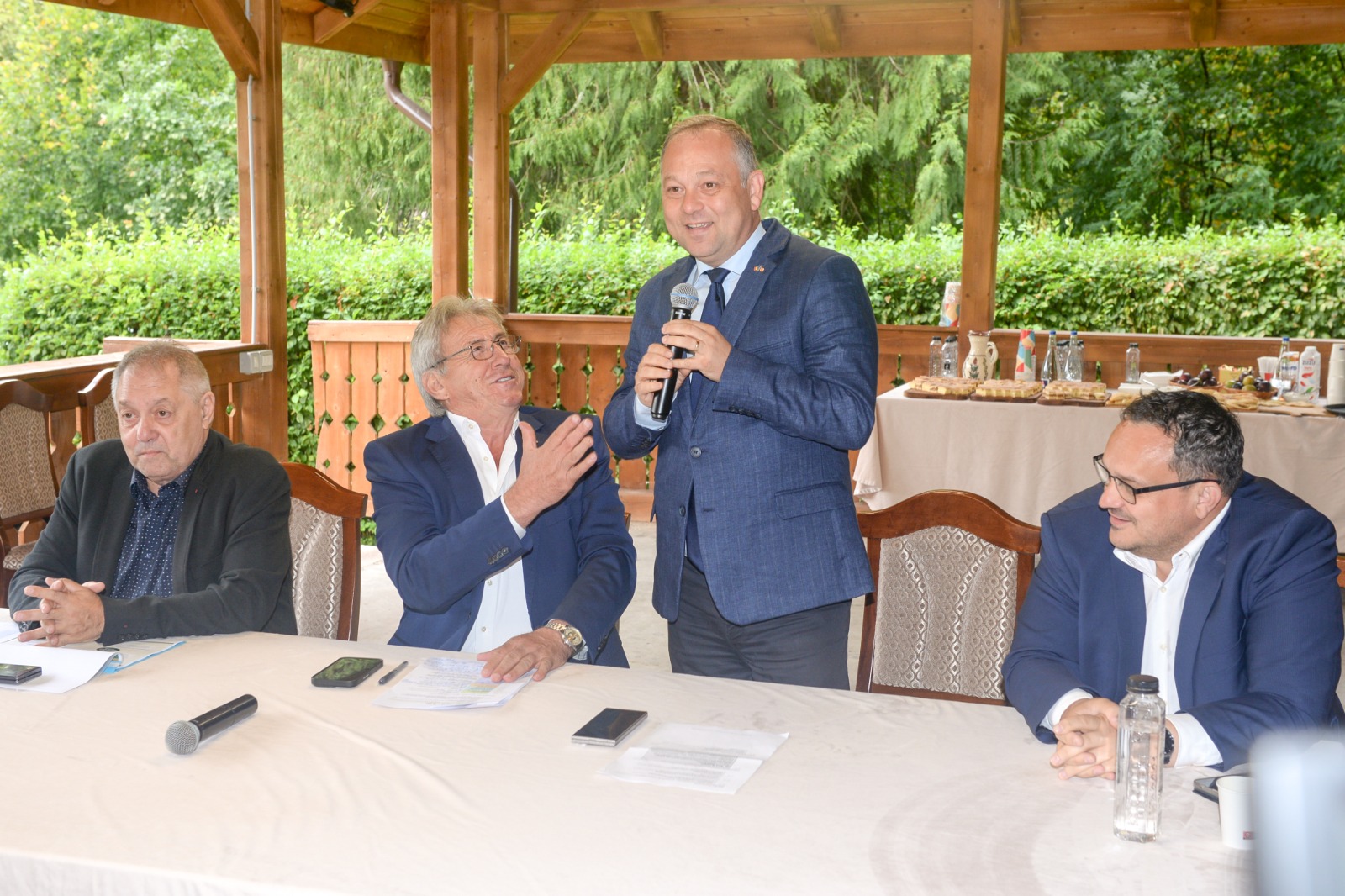 Prezentarea clusterului